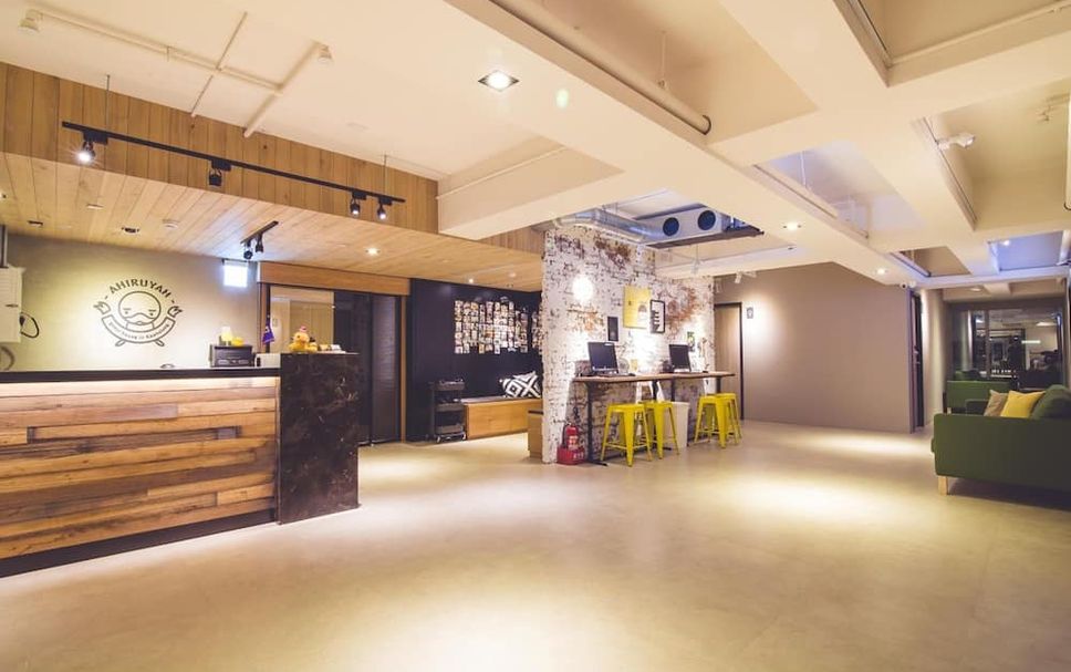 Meja Penyambut Tetamu Gambar