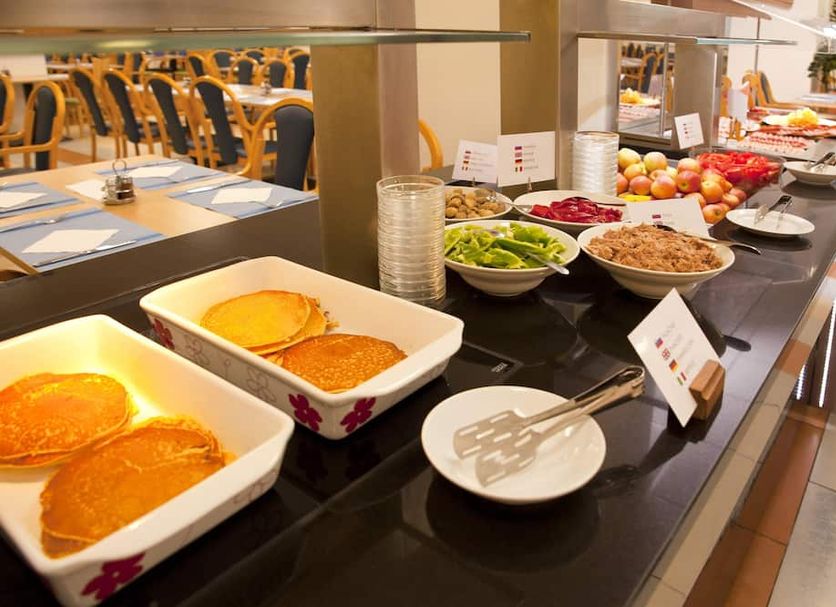 Buffet Gambar