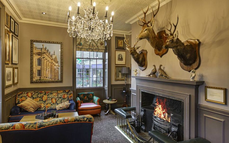 Balai Menunggu Gambar