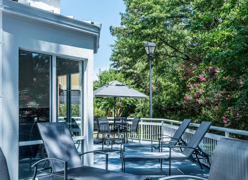 Patio Gambar