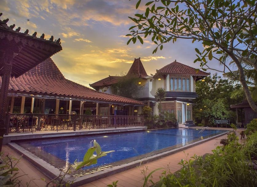 Kolam renang Gambar