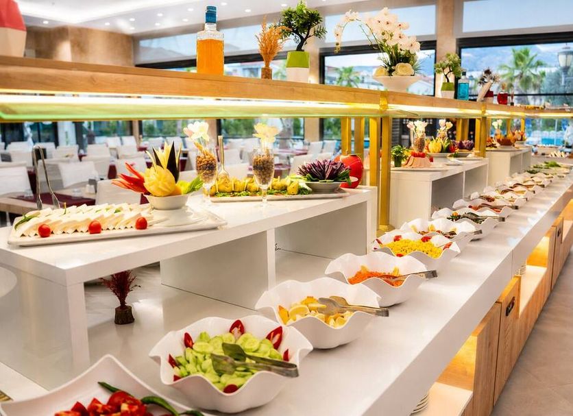 Buffet Gambar