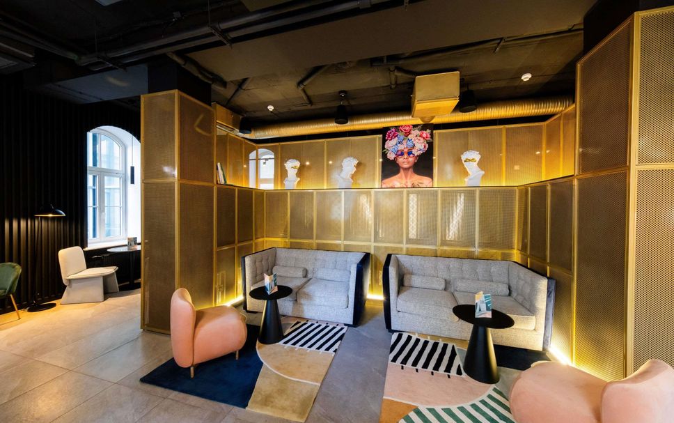 Balai Menunggu Gambar