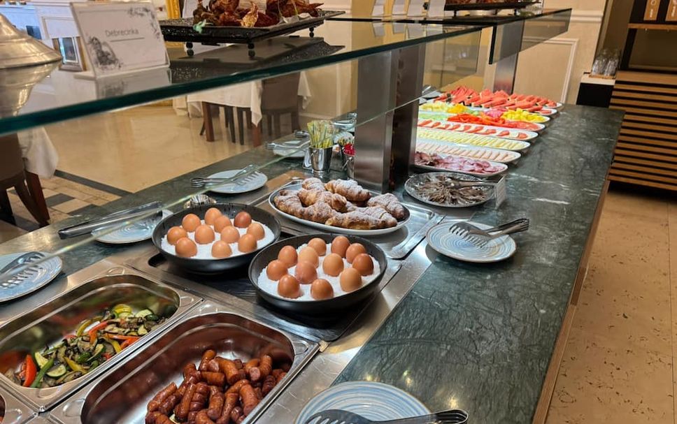 Buffet Gambar
