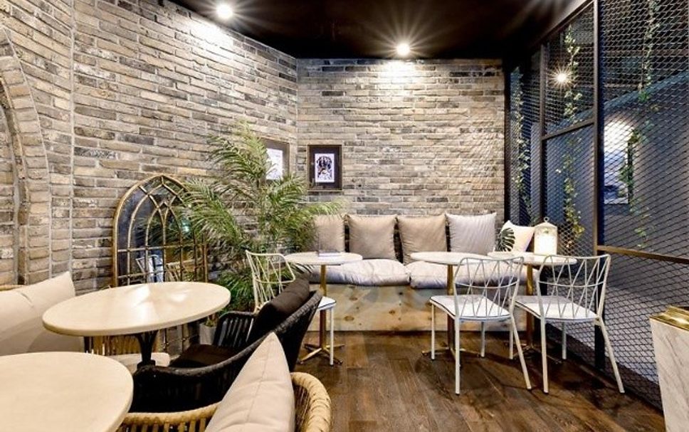 Balai Menunggu Gambar