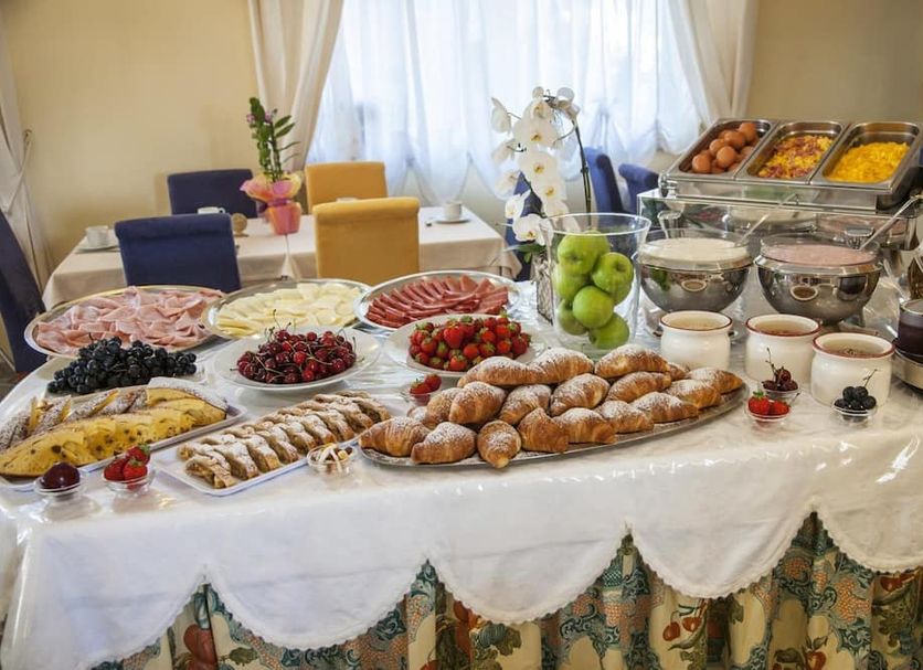 Buffet Gambar