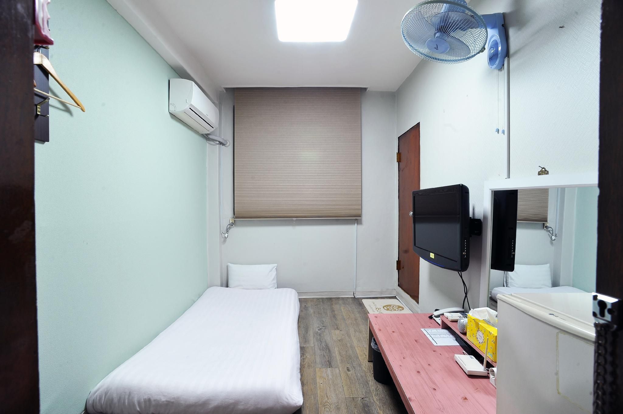 Bilik Tidur Gambar