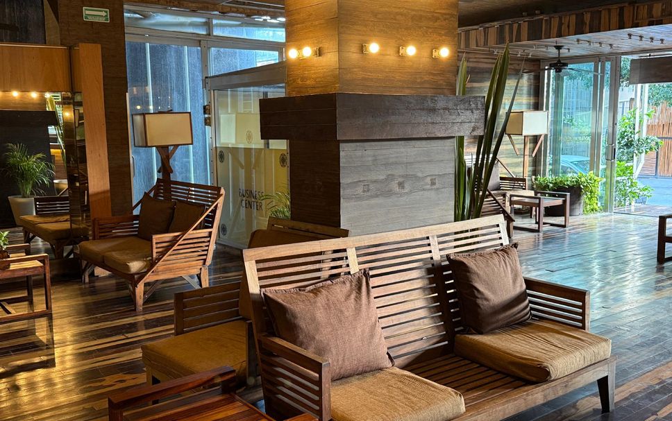 Meja Penyambut Tetamu Gambar