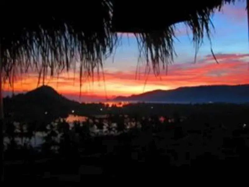 Pemandangan luar