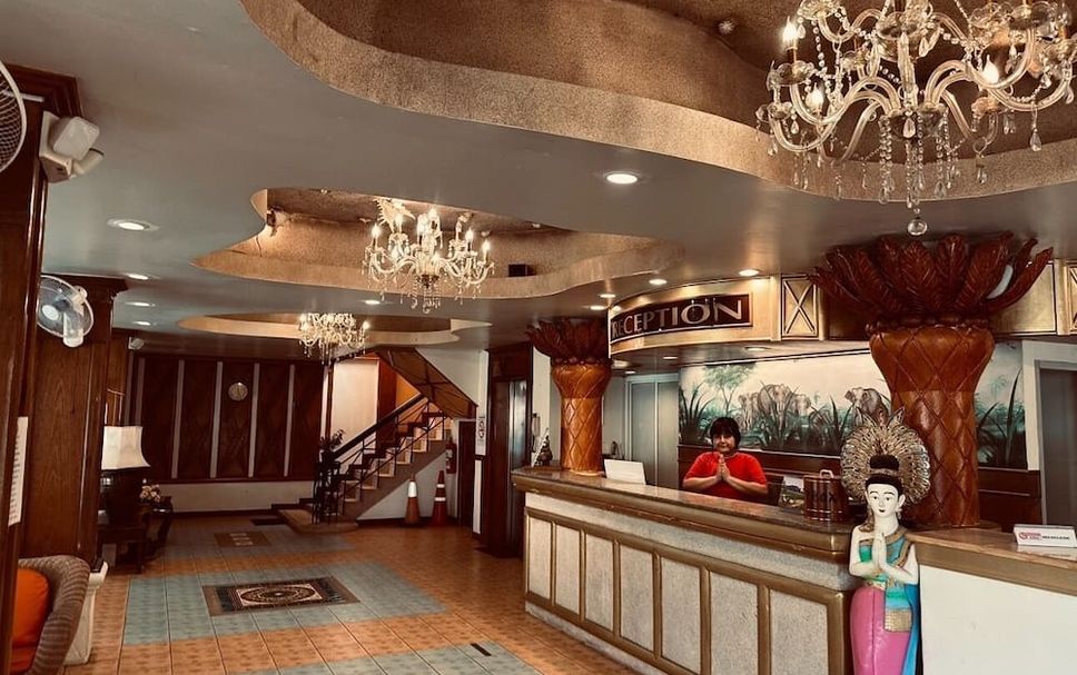 Meja Penyambut Tetamu Gambar