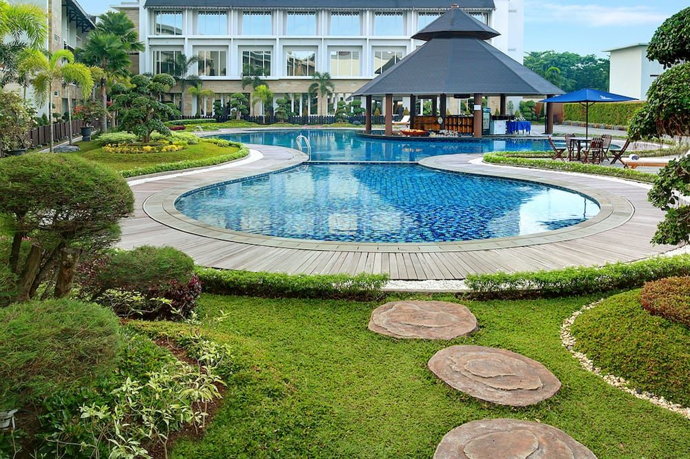 Kolam renang Gambar