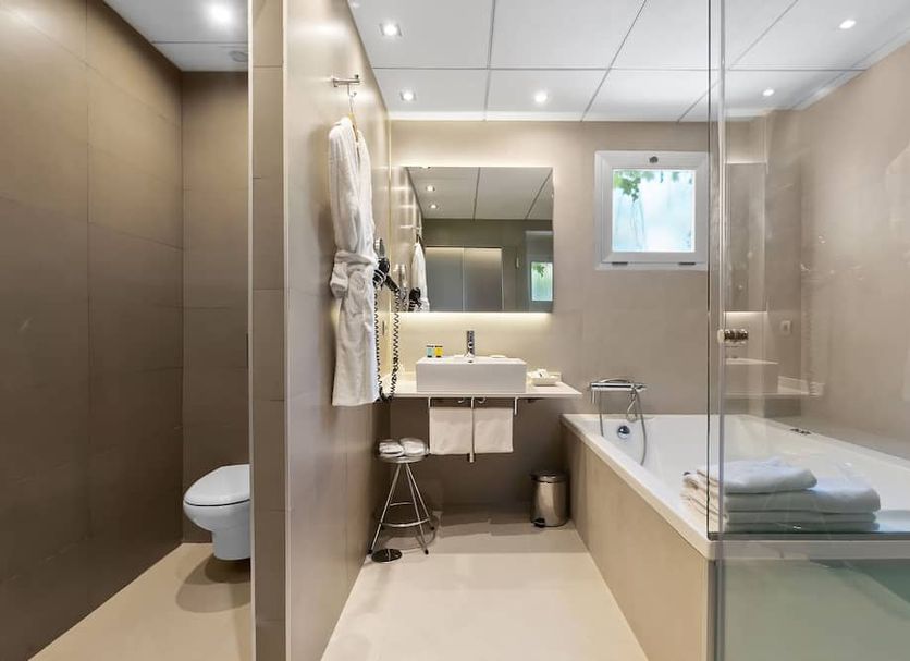 Bilik Mandi Gambar
