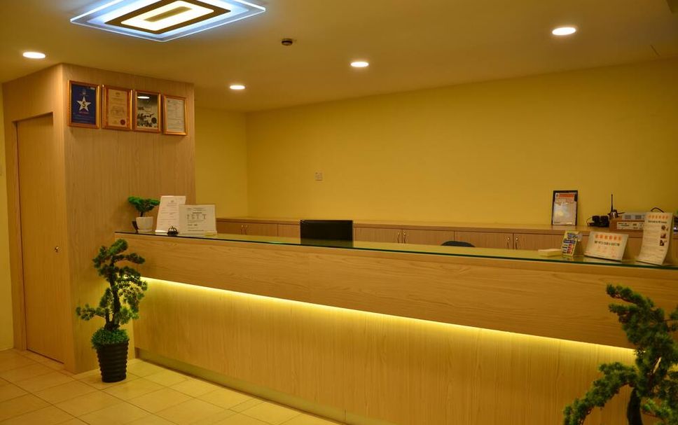 Meja Penyambut Tetamu Gambar