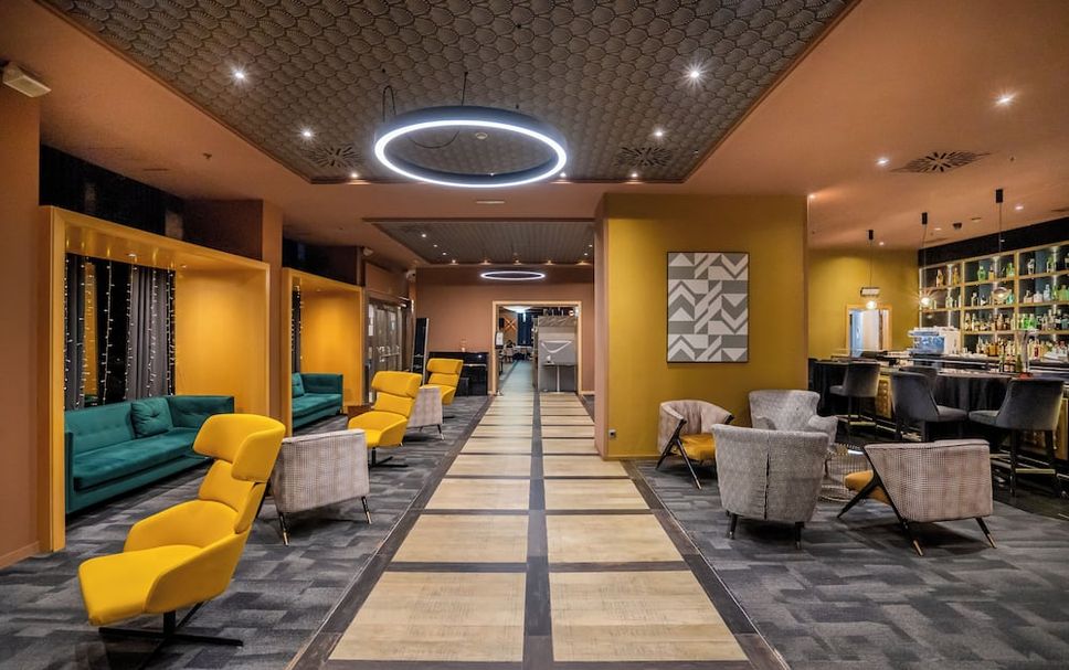 Balai Menunggu Gambar