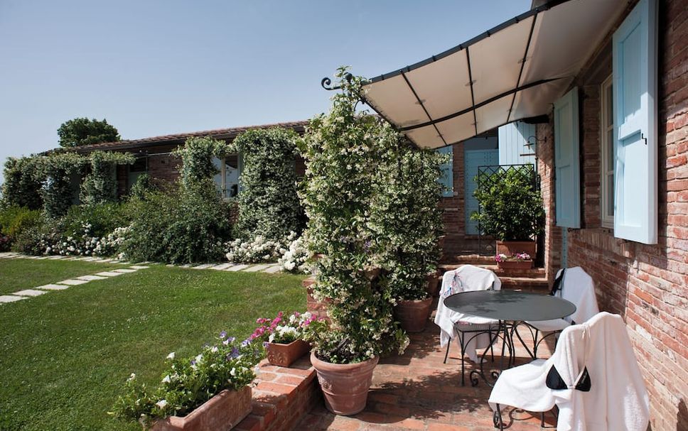 Patio Gambar