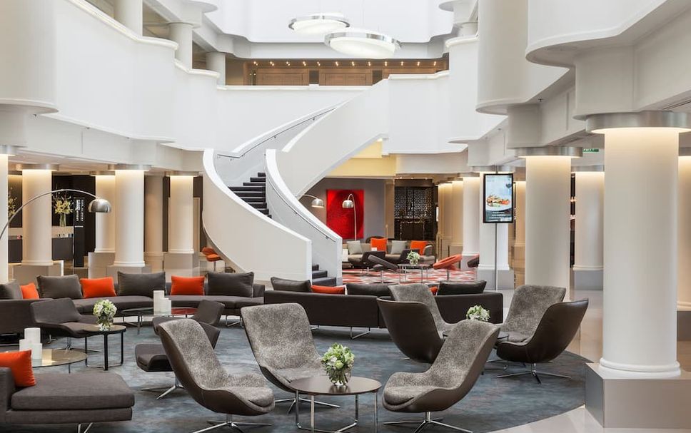 Balai Menunggu Gambar