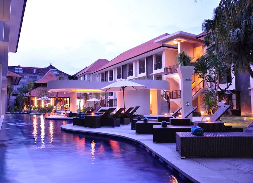 Kolam renang Gambar