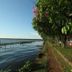 Pemandangan luar