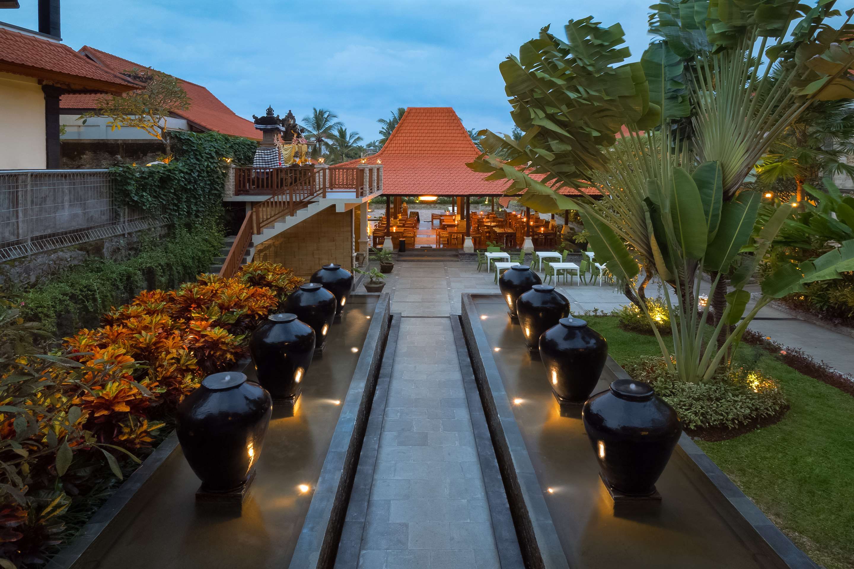 Pemandangan luar