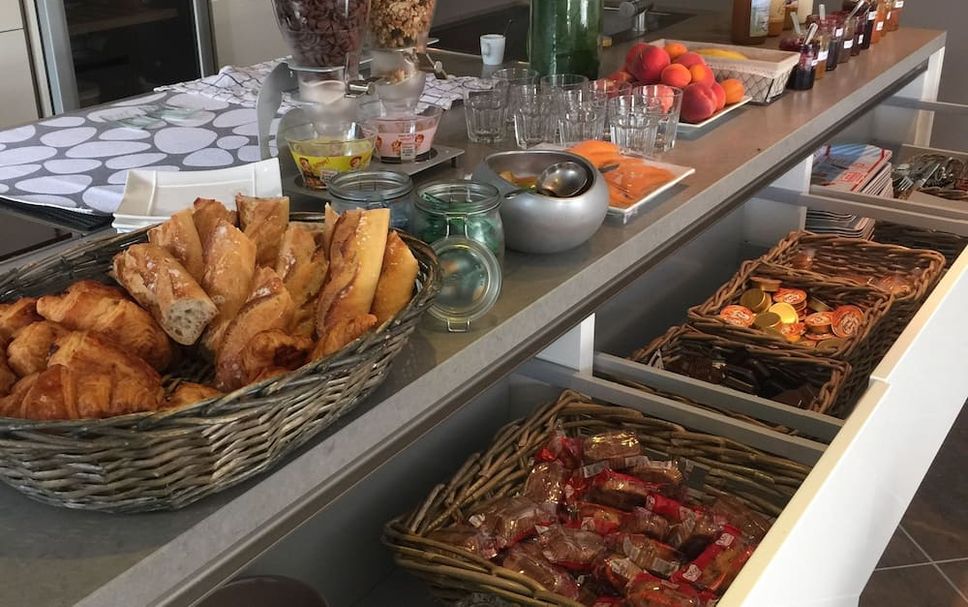 Buffet Gambar
