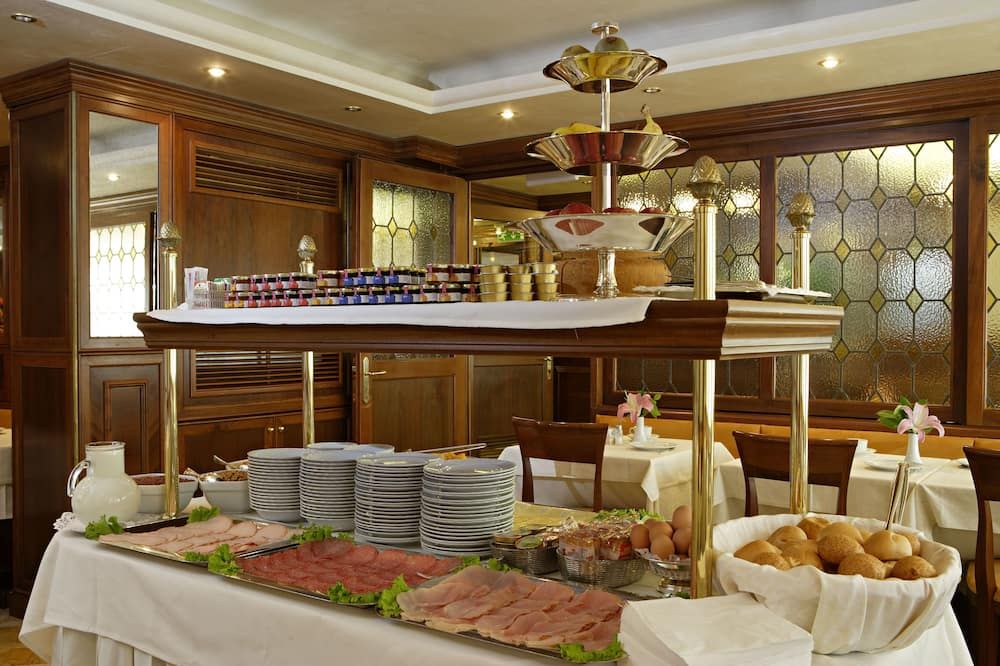 Buffet Gambar