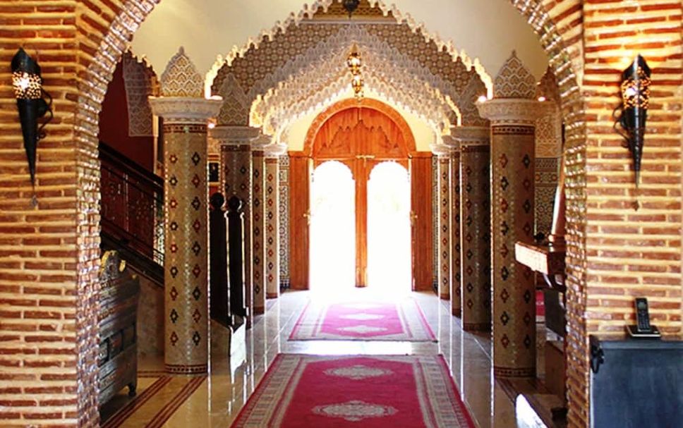 hallway Gambar