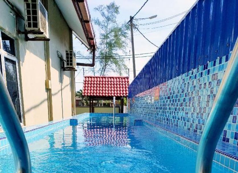 Kolam renang Gambar