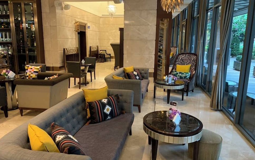 Balai Menunggu Gambar