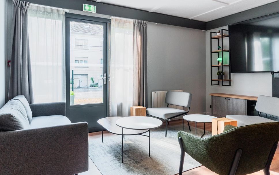 Balai Menunggu Gambar