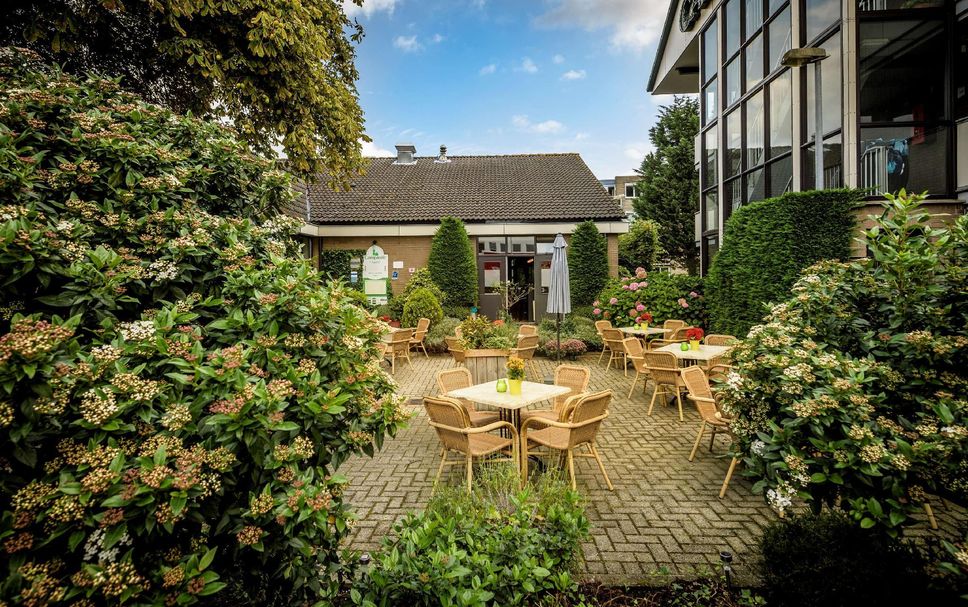 Patio Gambar