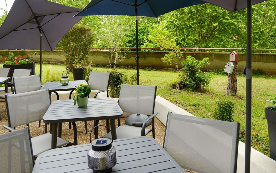 Patio Gambar