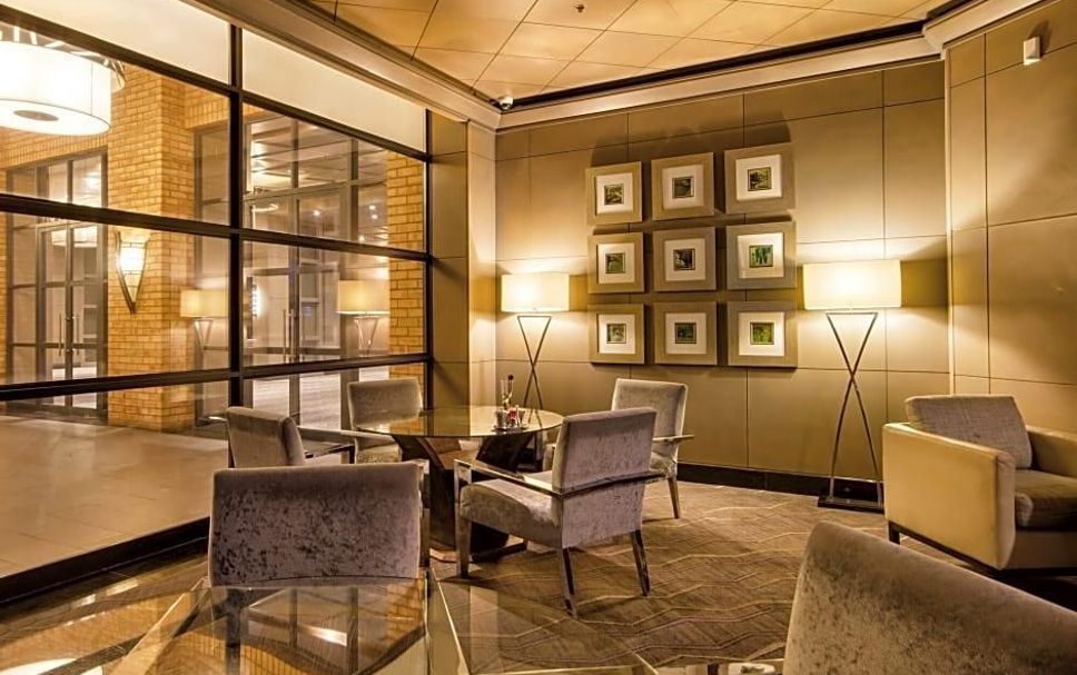 Balai Menunggu Gambar