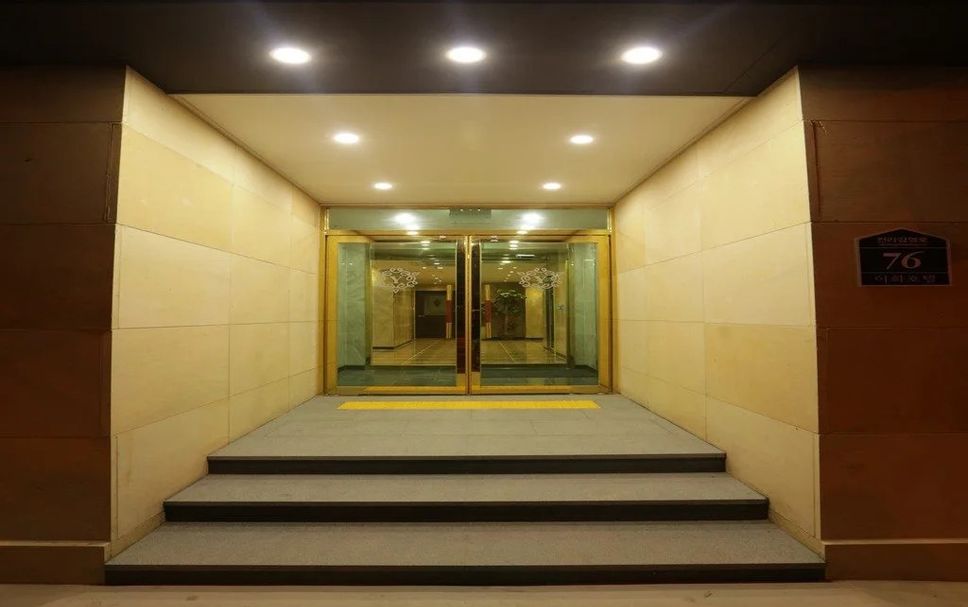 hallway Gambar