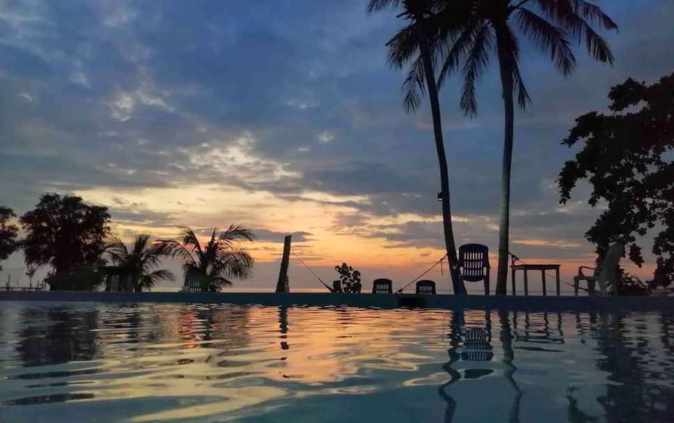 Kolam renang Gambar