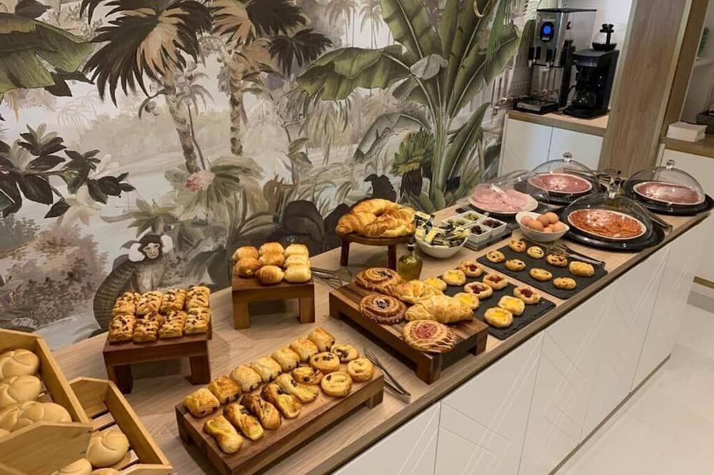 Buffet Gambar