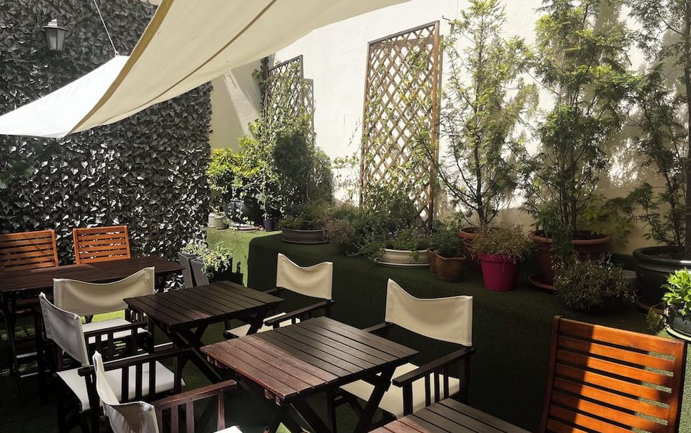 Patio Gambar