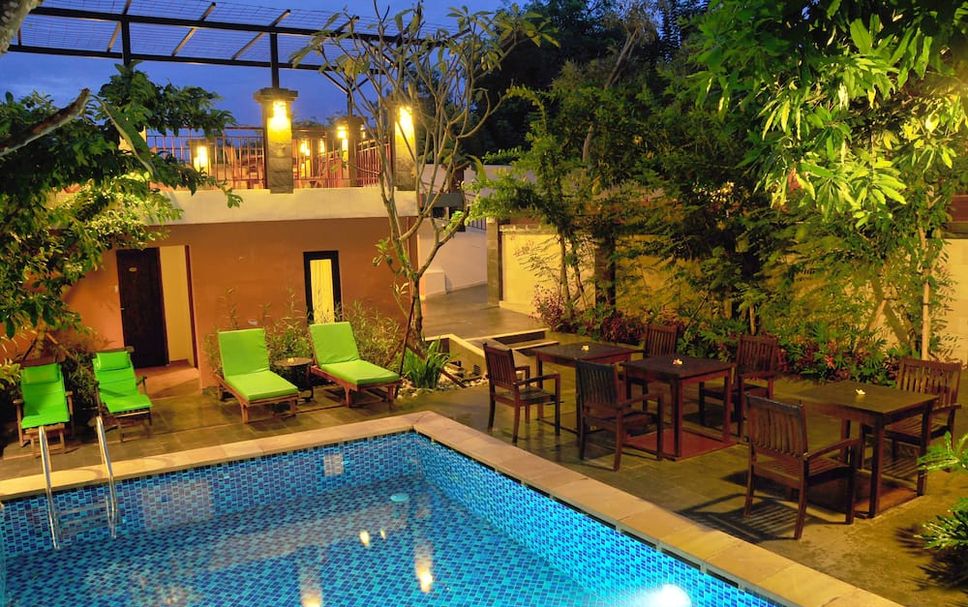 Kolam renang Gambar