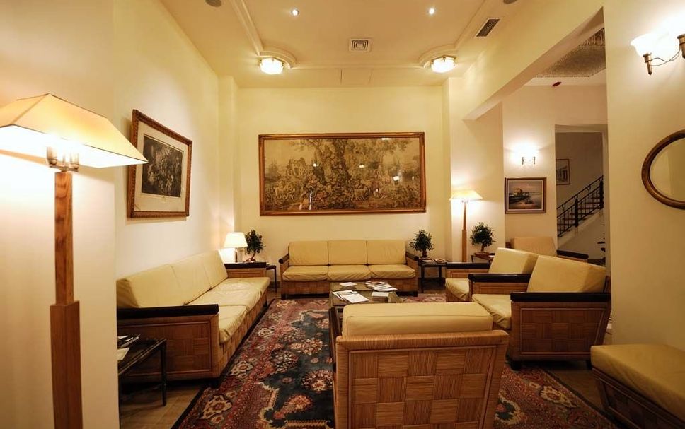 Balai Menunggu Gambar