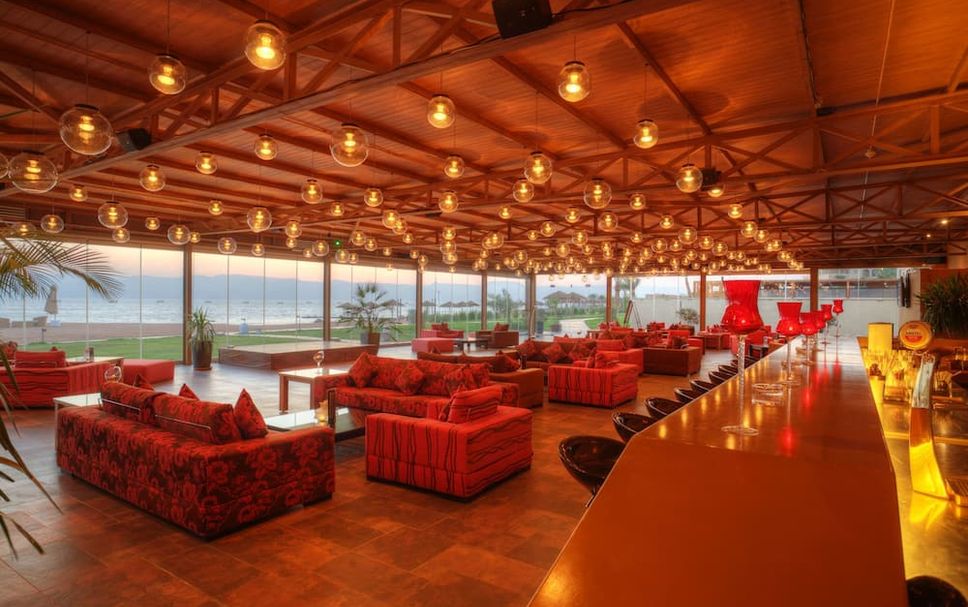 Balai Menunggu Gambar