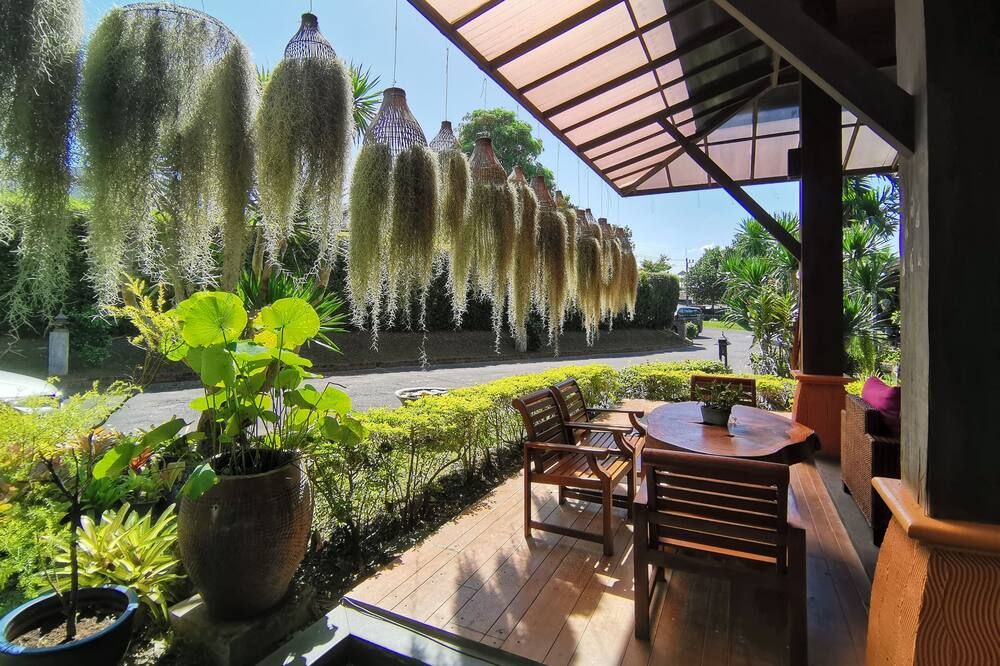 Patio Gambar