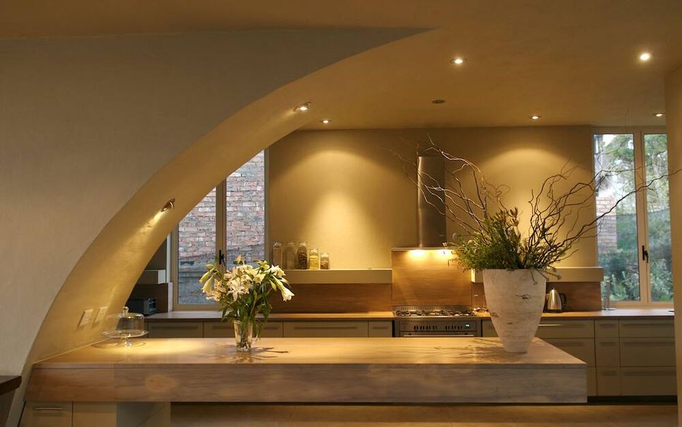 Meja Penyambut Tetamu Gambar