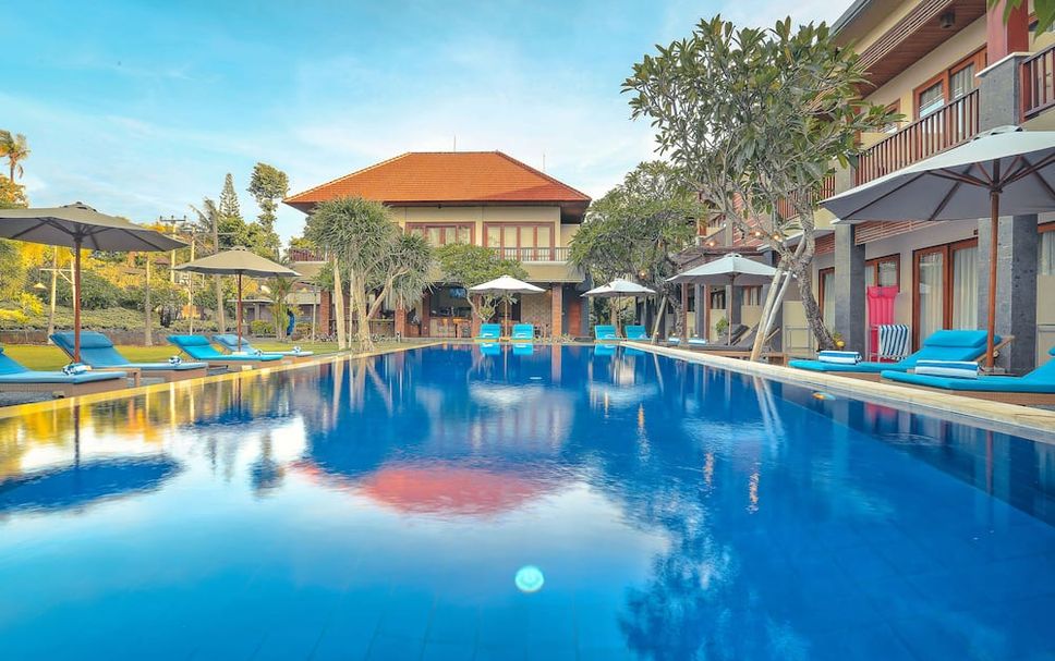 Kolam renang Gambar