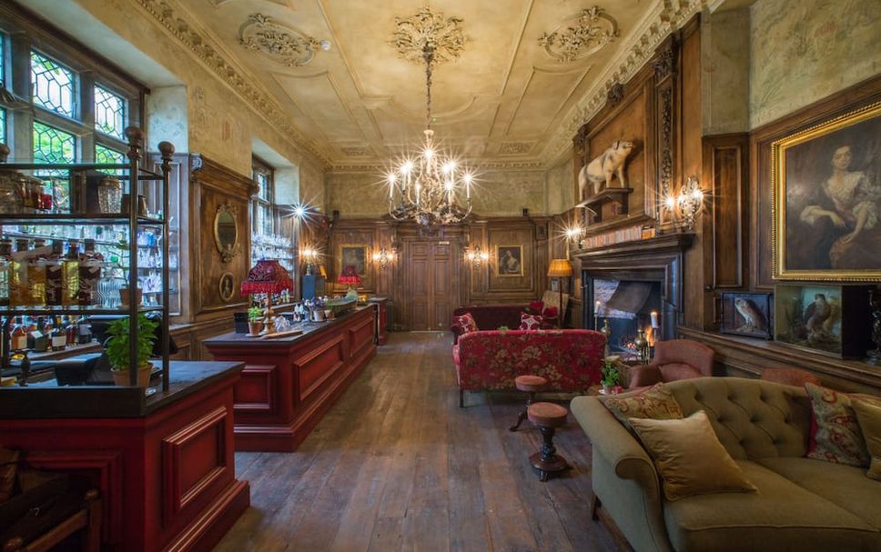 Balai Menunggu Gambar