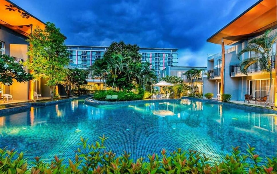 Kolam renang Gambar