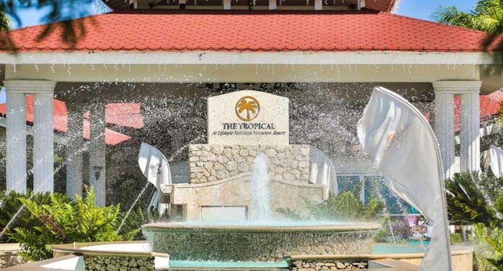 Pemandangan luar