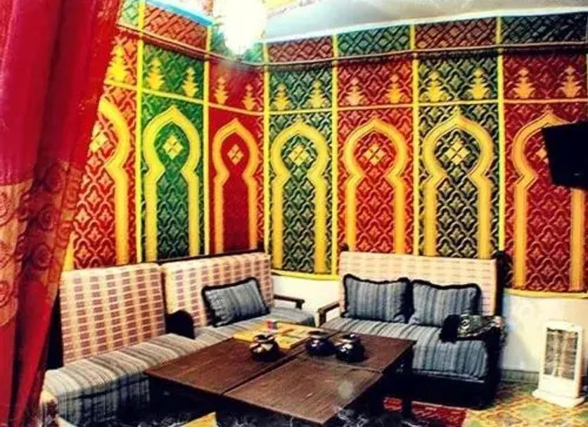 Balai Menunggu Gambar