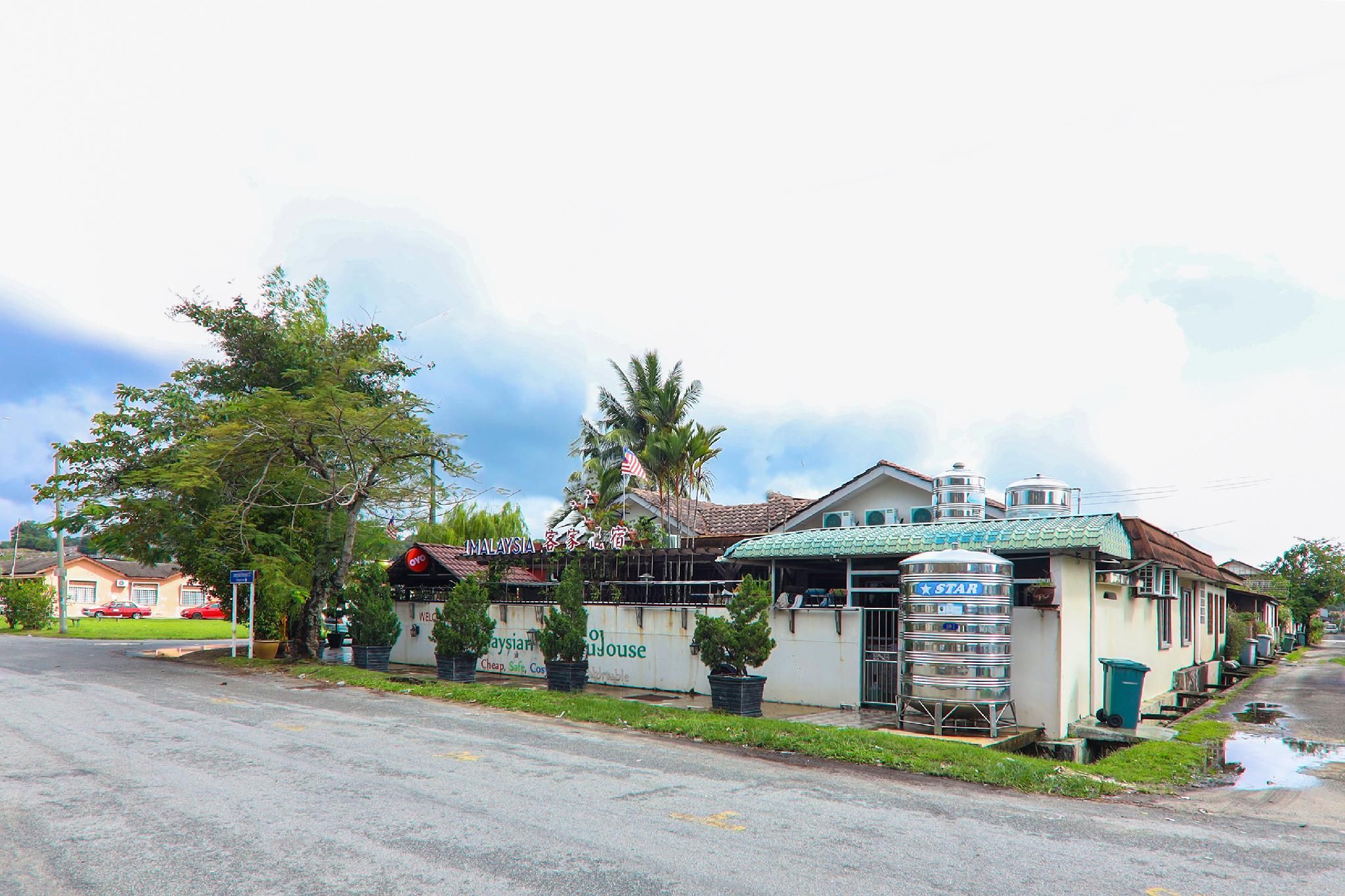 Pemandangan luar