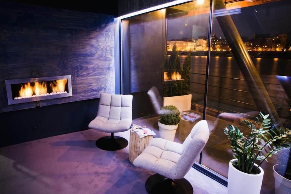 Patio Gambar