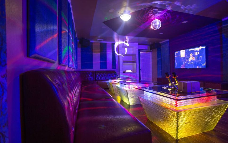 Balai Menunggu Gambar