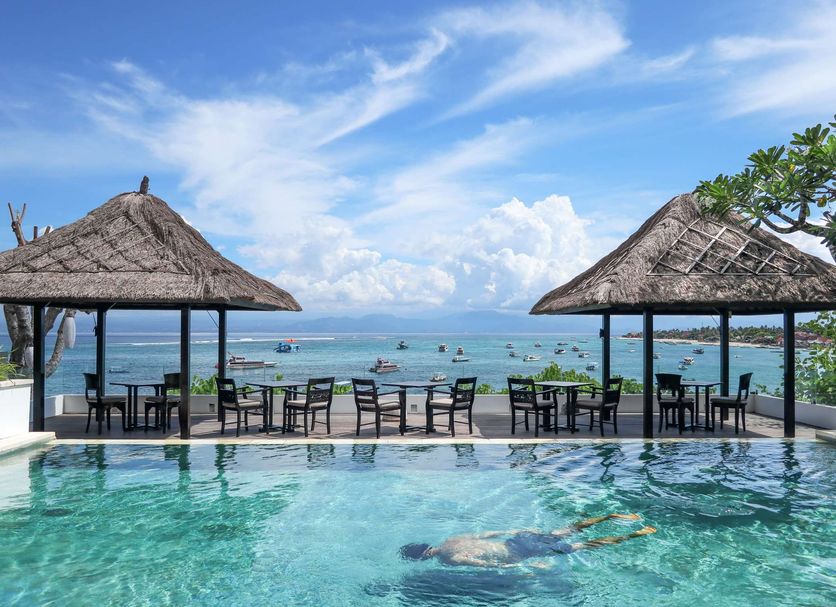 Kolam renang Gambar
